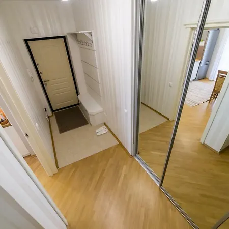 - Mayakovskogo 11 Mińsk